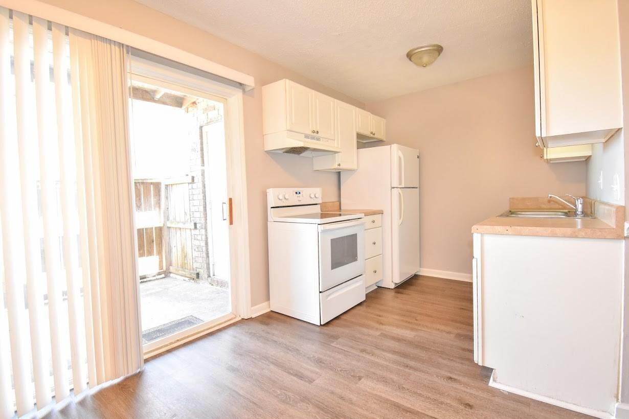 4651 Ladson Road - Photo 3 of 10