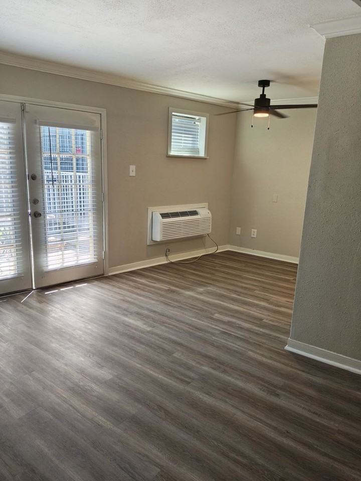 Dream Montrose - Photo 4 of 13