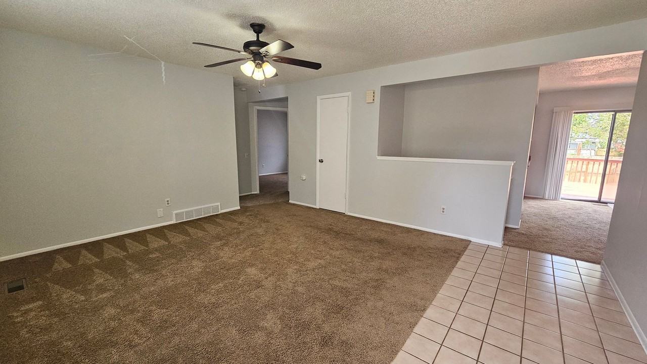 8873 W 86th Dr - Photo 2 of 19