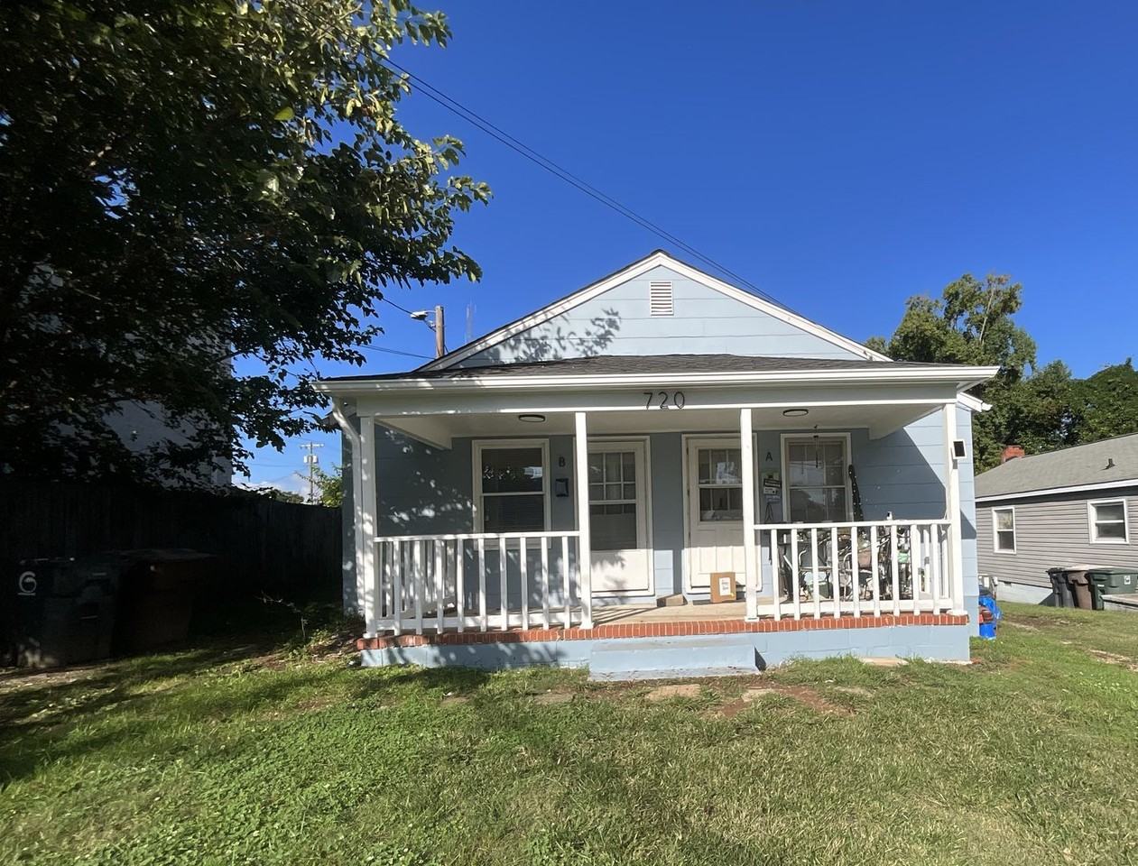 720 Warren St #B - Photo 4 of 23