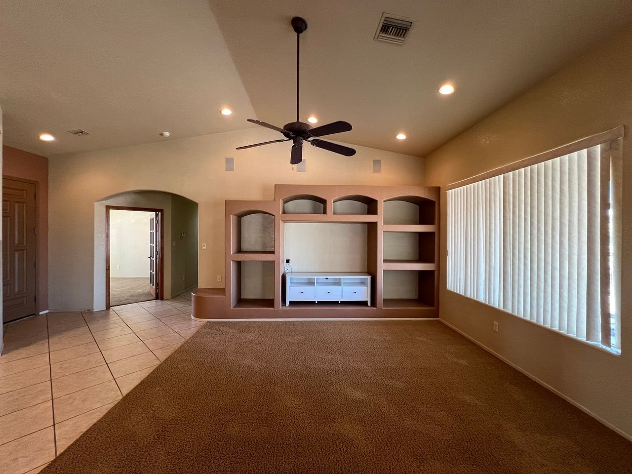 2506 S Terrace Ave - Photo 5 of 35