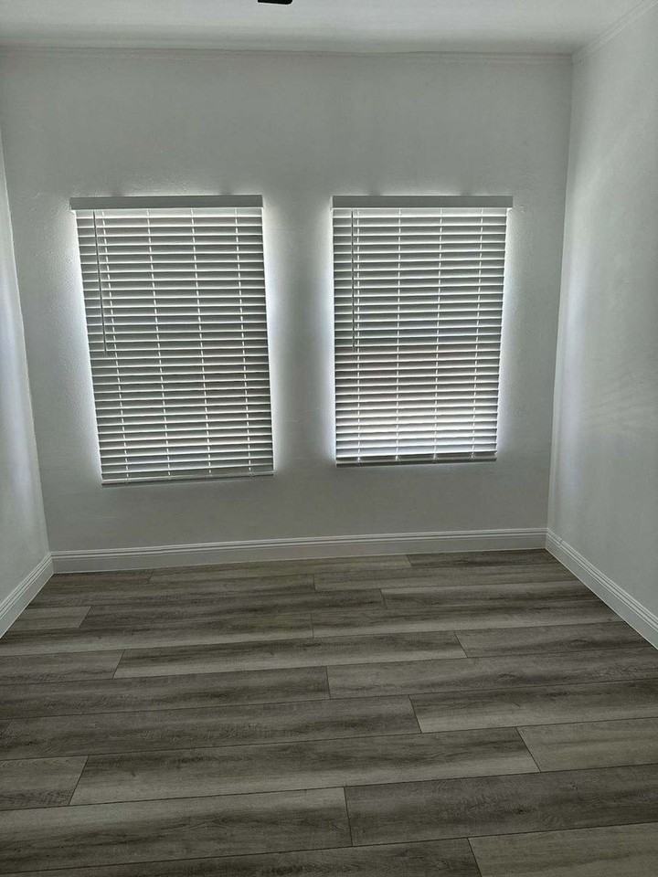 The Pilon at LA Live LLC - Photo 2 of 5