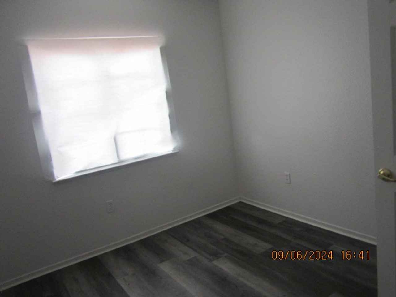 Sunset Park (Balzar) - Photo 7 of 18