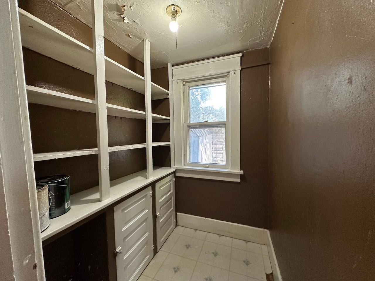 1420 5th Ave N - Photo 5 of 9