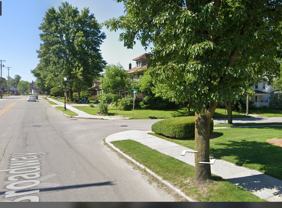 Broadway Triplex - Photo 1 of 1