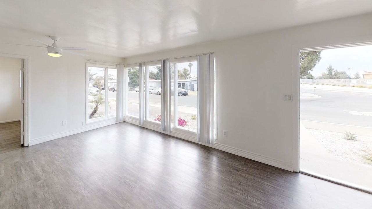 5102 Ewing Street - Photo 6 of 22