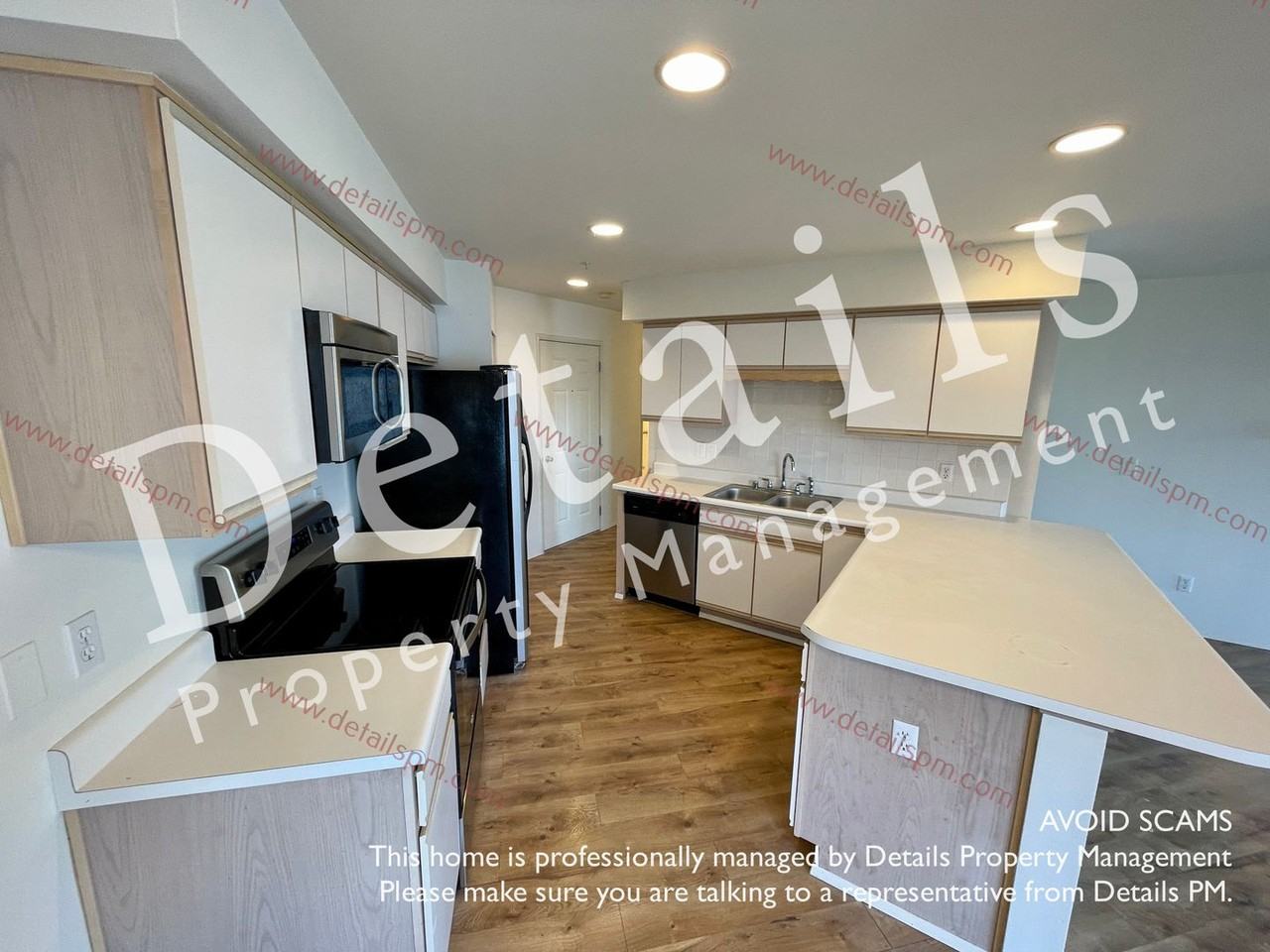 2261 Skyline Lane #G301 - Photo 5 of 20