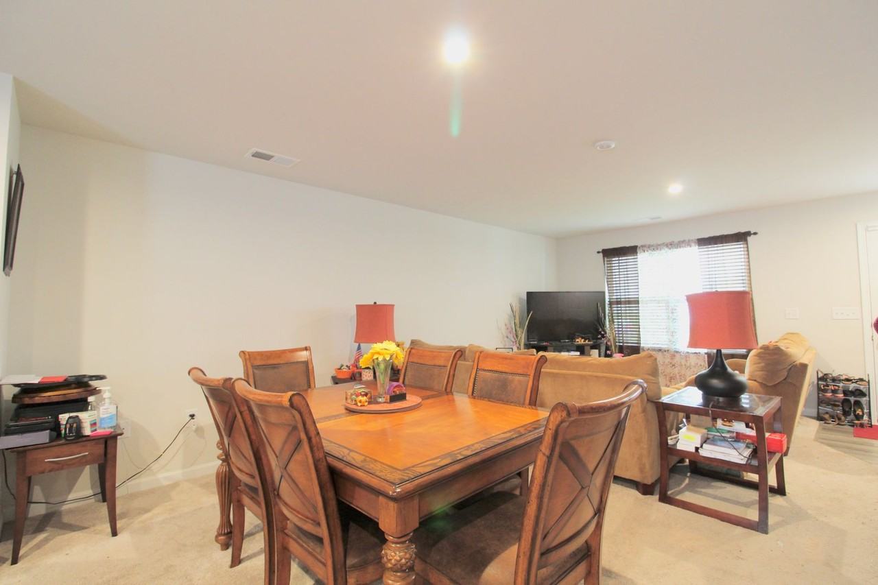 1201 Watson Ln - Photo 3 of 17