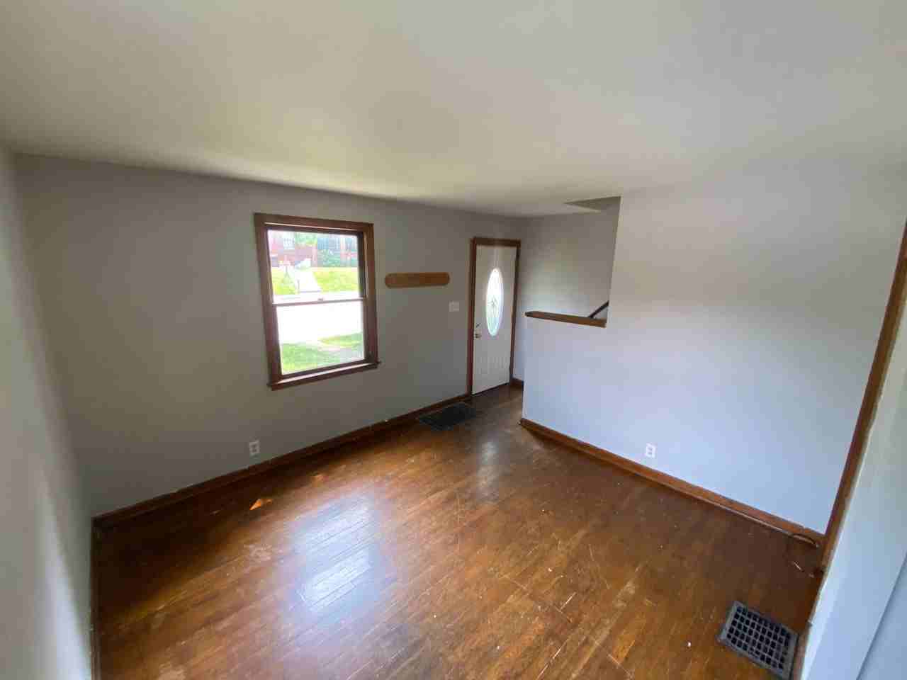 2549 Neil Ave - Photo 3 of 23