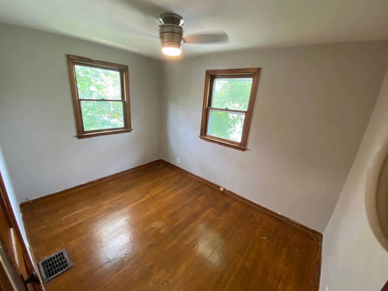 2549 Neil Ave - Photo 6 of 23