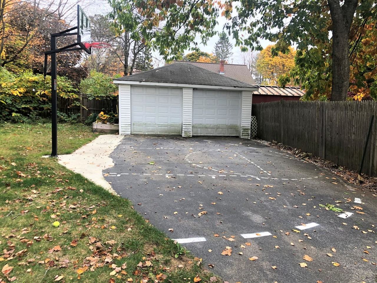 18 Jackson St - Photo 3 of 21