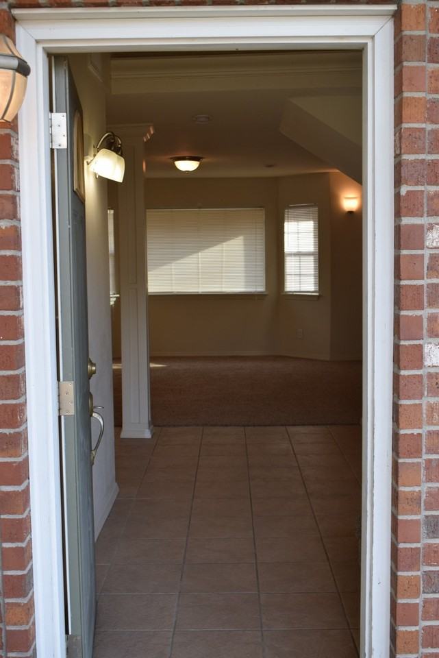 157 Hickory Ridge Dr - Photo 5 of 29