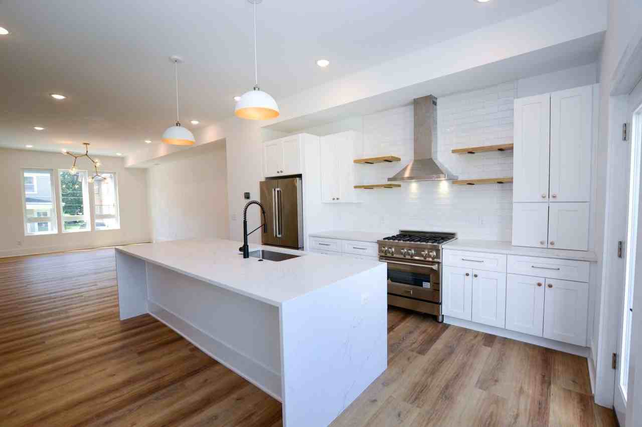 3450 Cardiff Ave - Photo 3 of 24