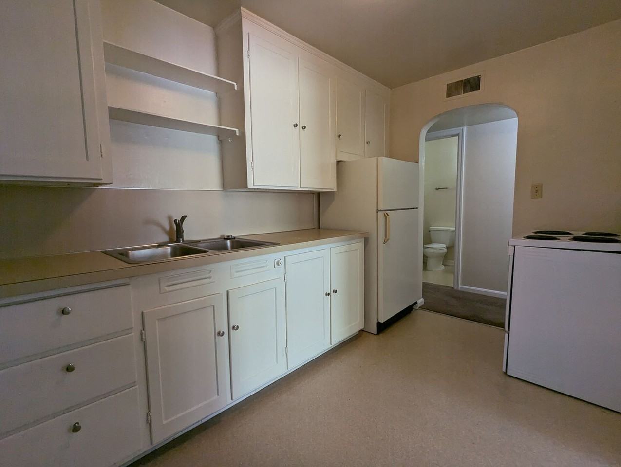 235 E 2nd Ave #1 - Photo 7 of 15