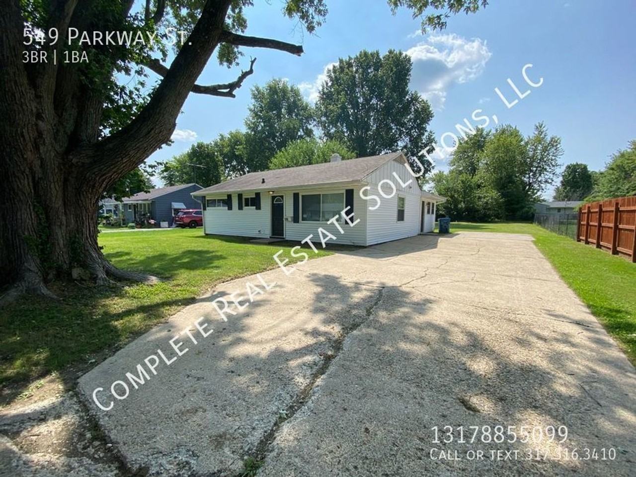 549 Parkway St - Photo 2 of 18