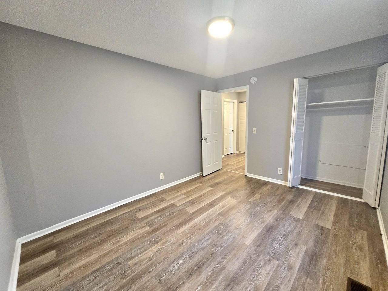 4768 Terragon Trl - Photo 5 of 8