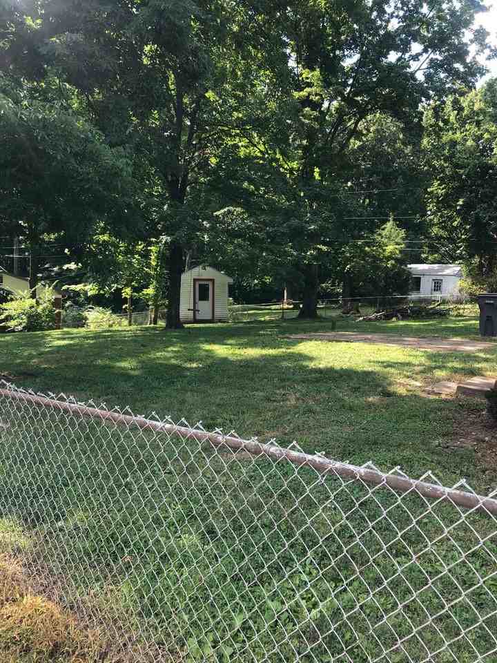 2313 N Headley Rd - Photo 3 of 12