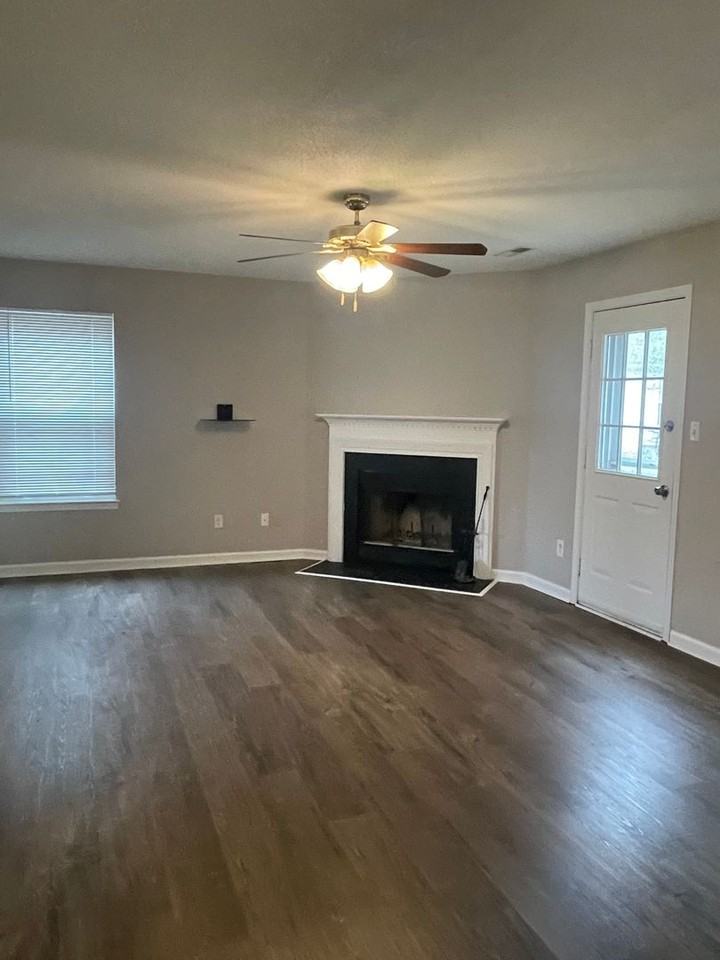 110 Pelican Cv - Photo 2 of 24