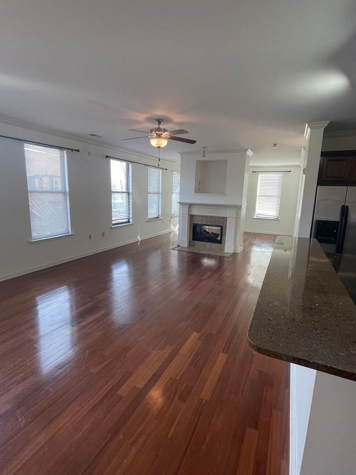 731 Litty Ct #203 - Photo 2 of 10