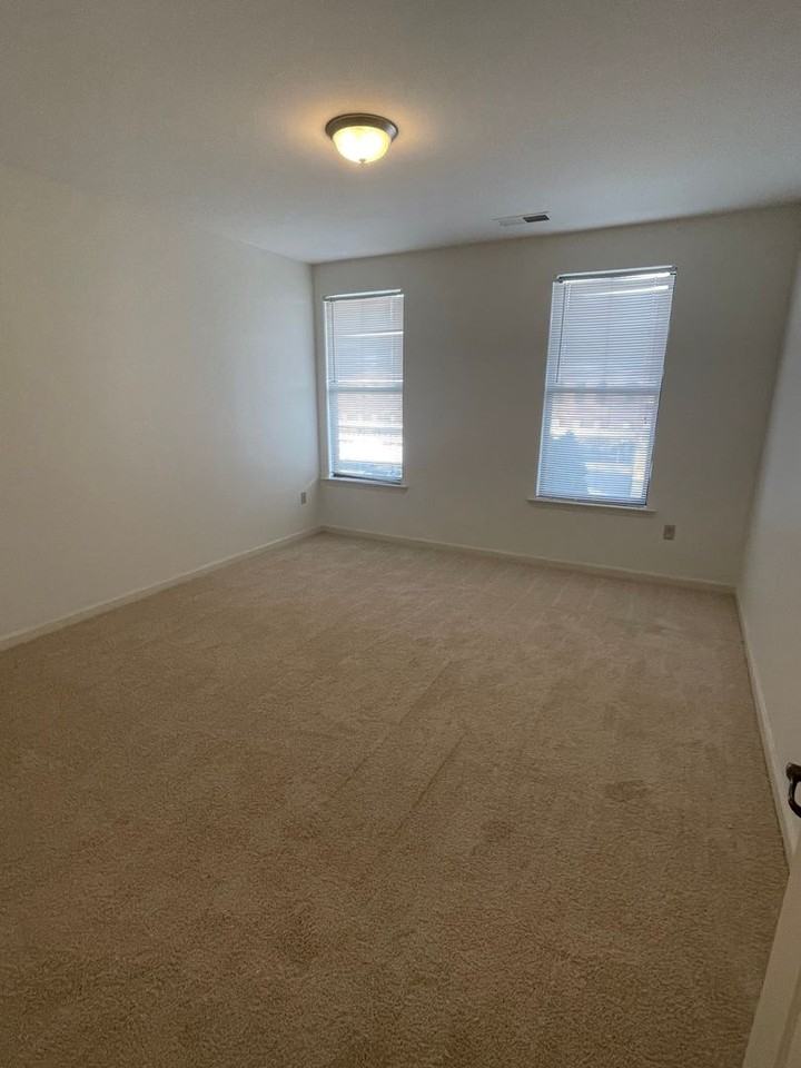 731 Litty Ct #203 - Photo 5 of 10