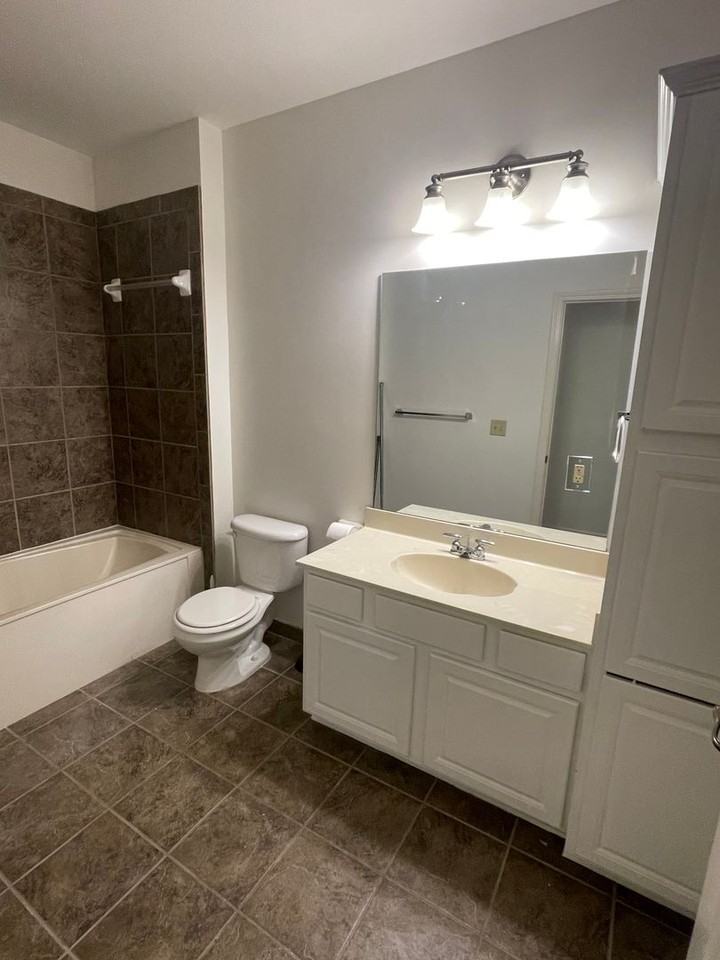 731 Litty Ct #203 - Photo 6 of 10