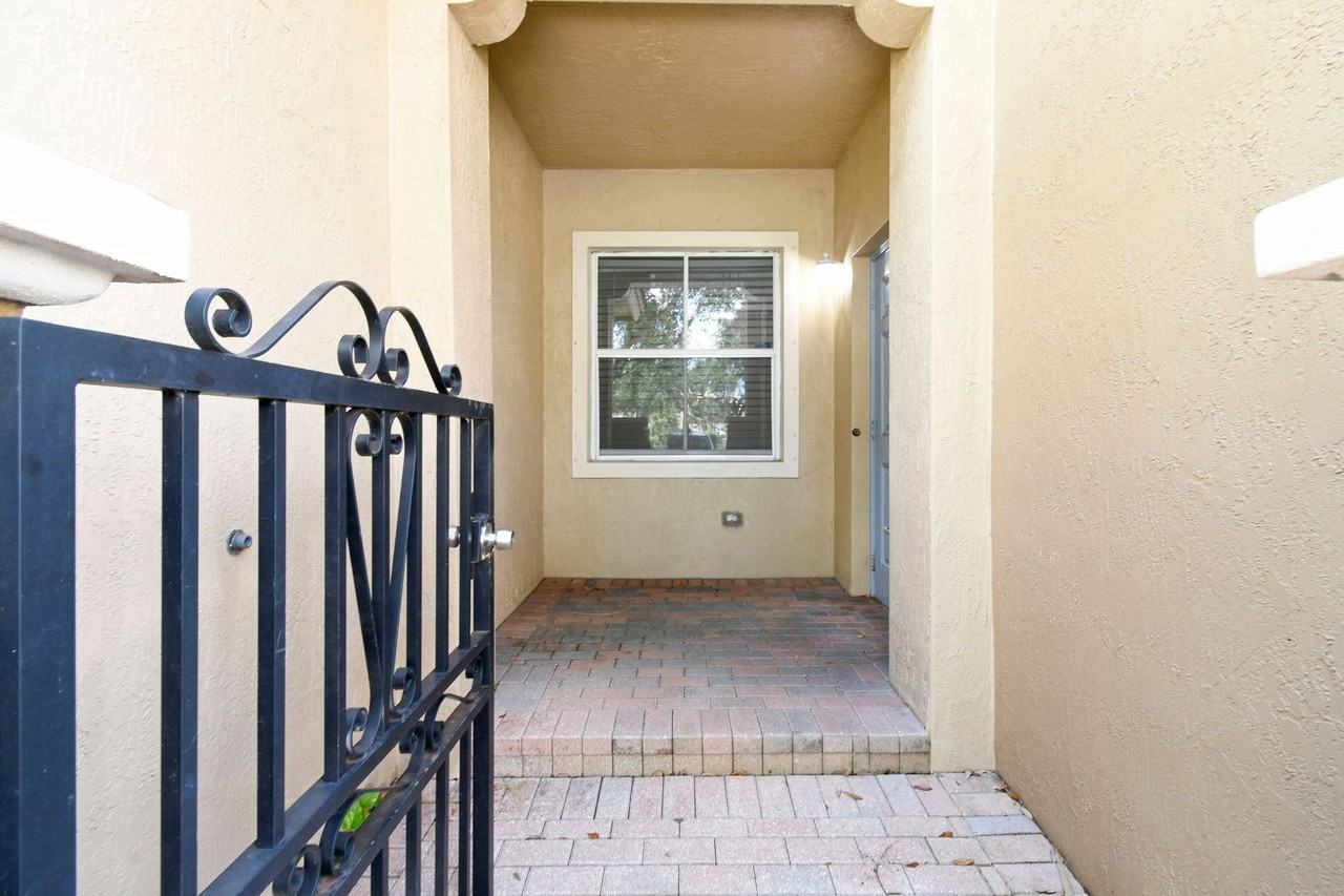 2912 Hidden Hills Rd - Photo 4 of 48