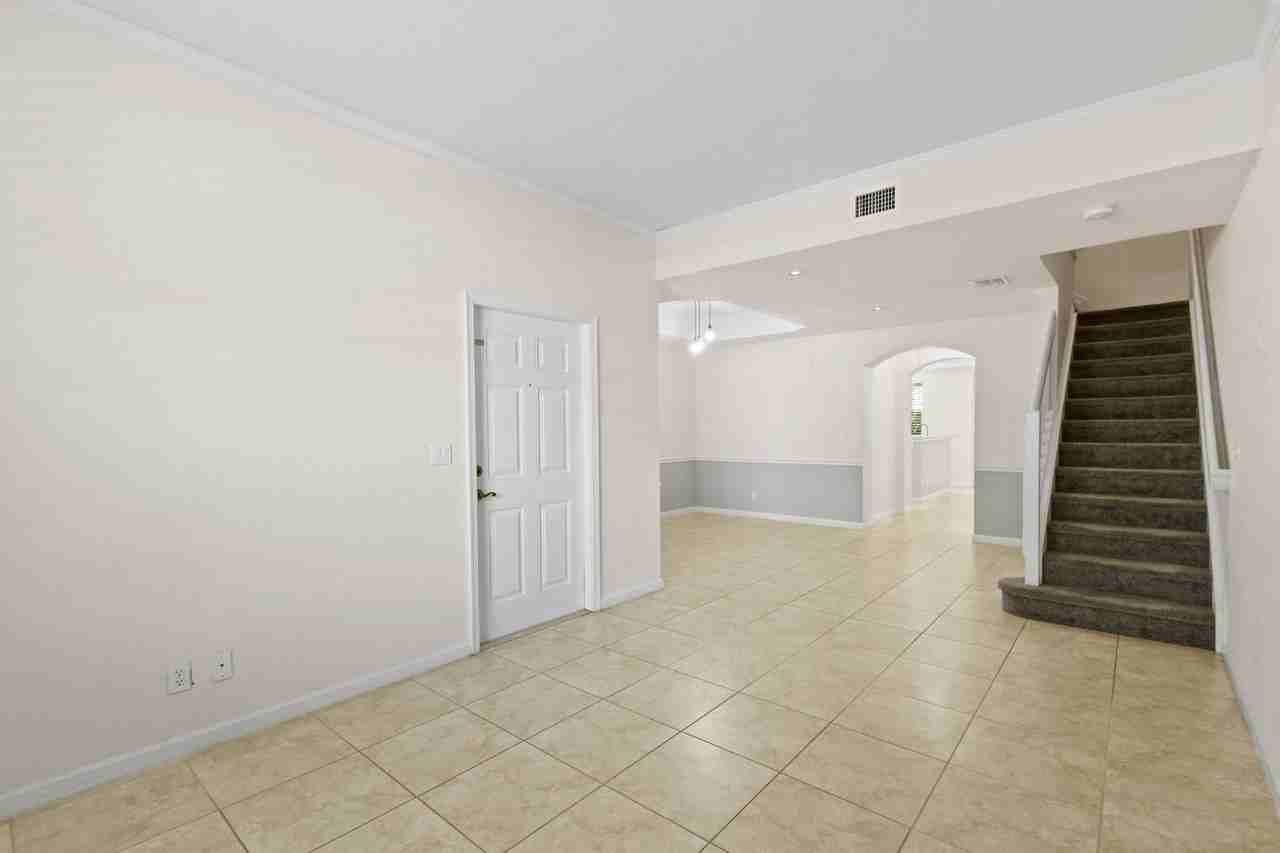 2912 Hidden Hills Rd - Photo 6 of 48