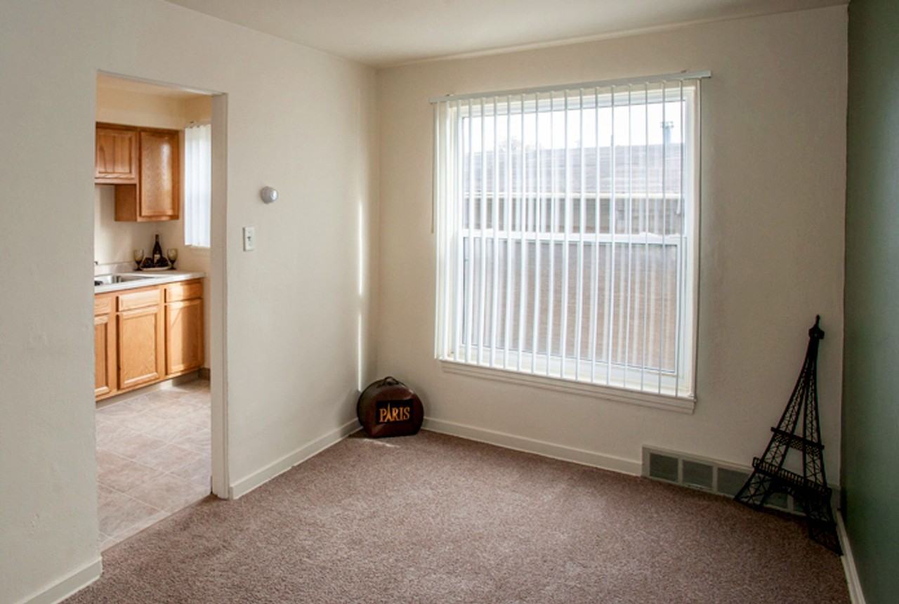 Boulevard North Townhomes - Photo 5 of 11