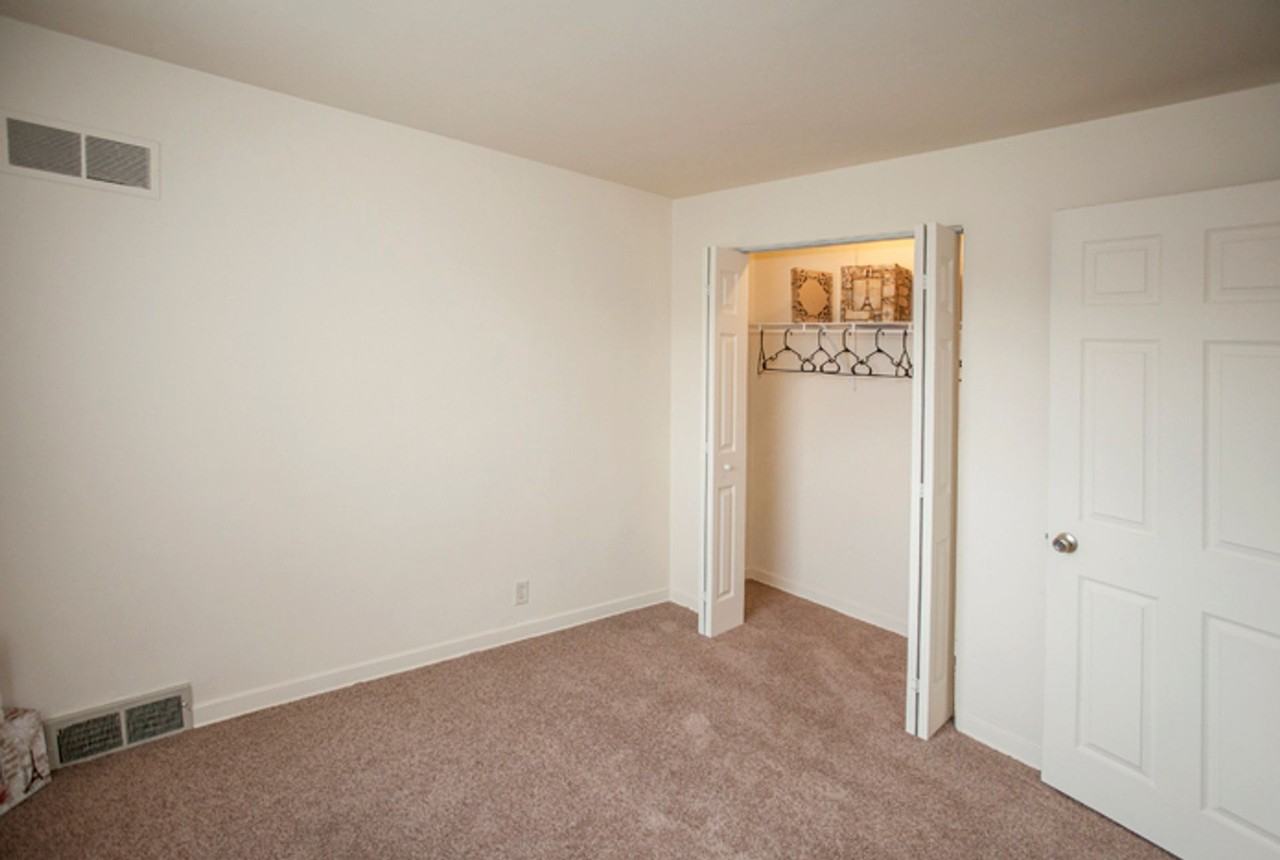 Boulevard North Townhomes - Photo 6 of 11