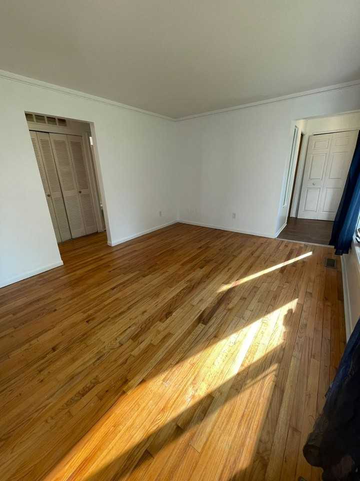 1609 Conway Ave - Photo 7 of 29