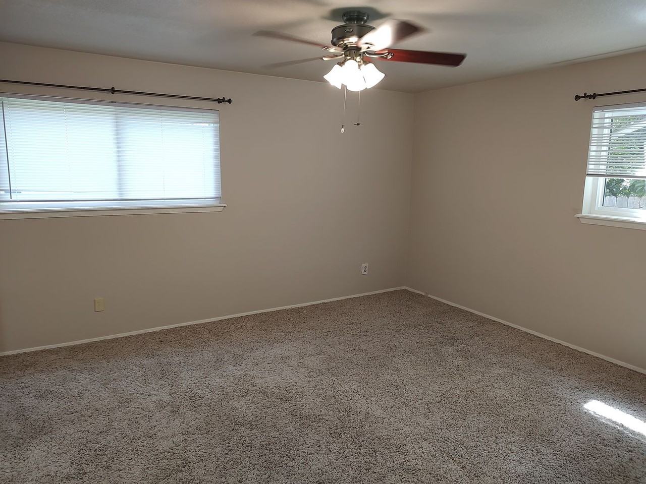 11701 Shoshone Dr - Photo 4 of 29