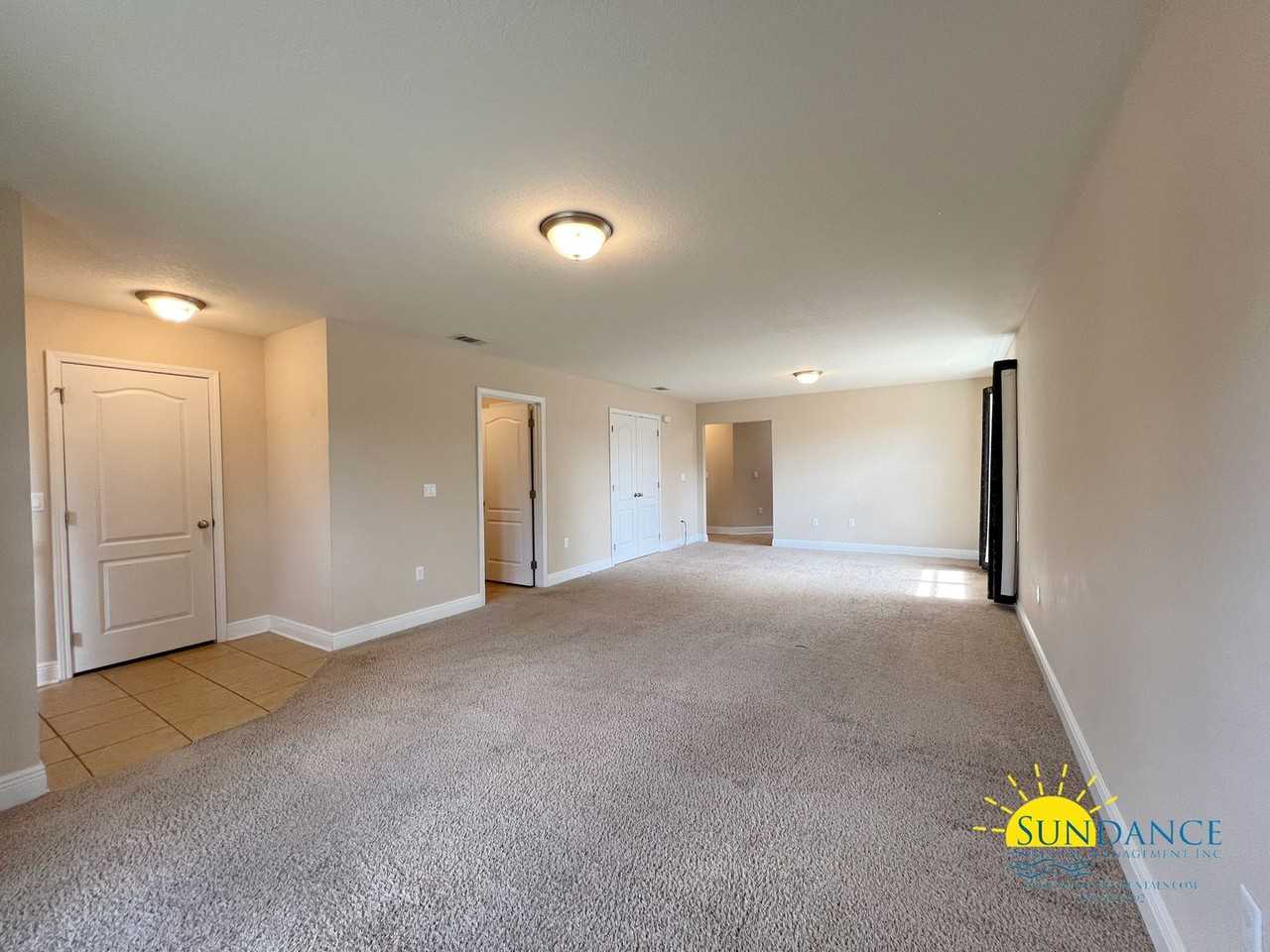 4410 Mirada Way - Photo 2 of 31