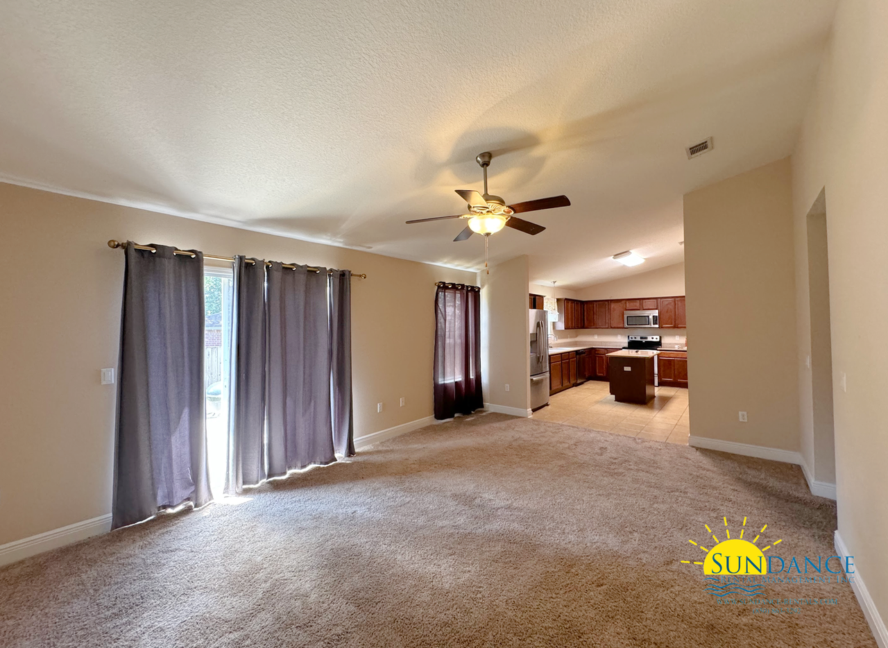 4410 Mirada Way - Photo 3 of 31