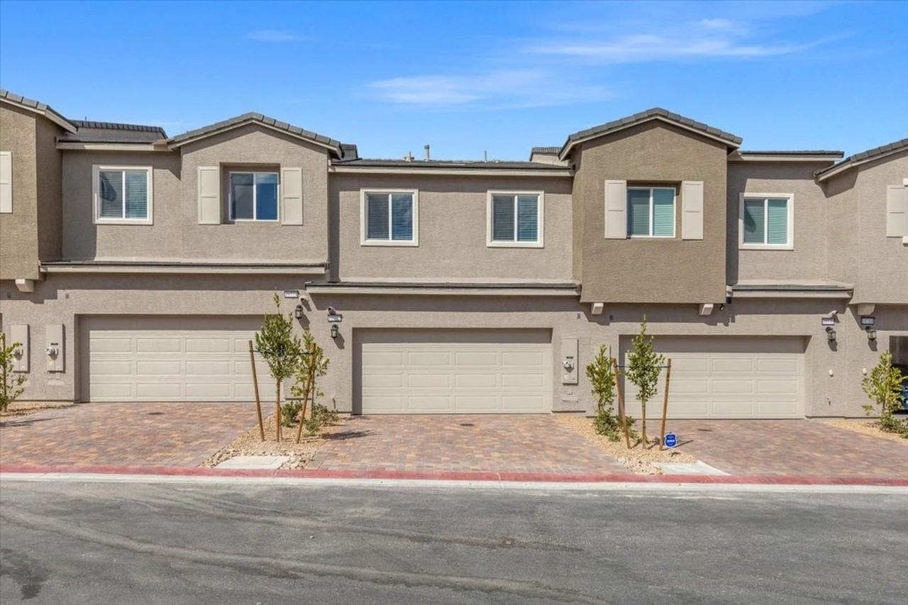 10772 Paget Ct - Photo 2 of 20