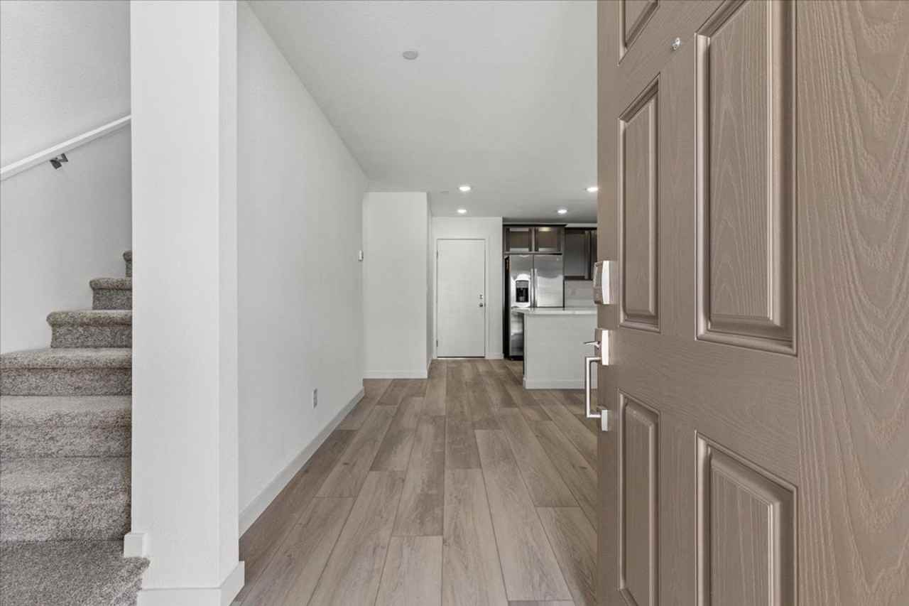 10772 Paget Ct - Photo 3 of 20