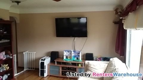 2689 Lamphere St - Photo 2 of 15