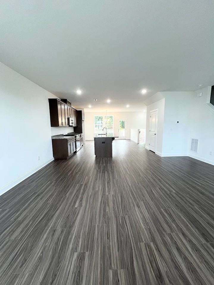 9214 Walnut Hill Rd Nw - Photo 5 of 23