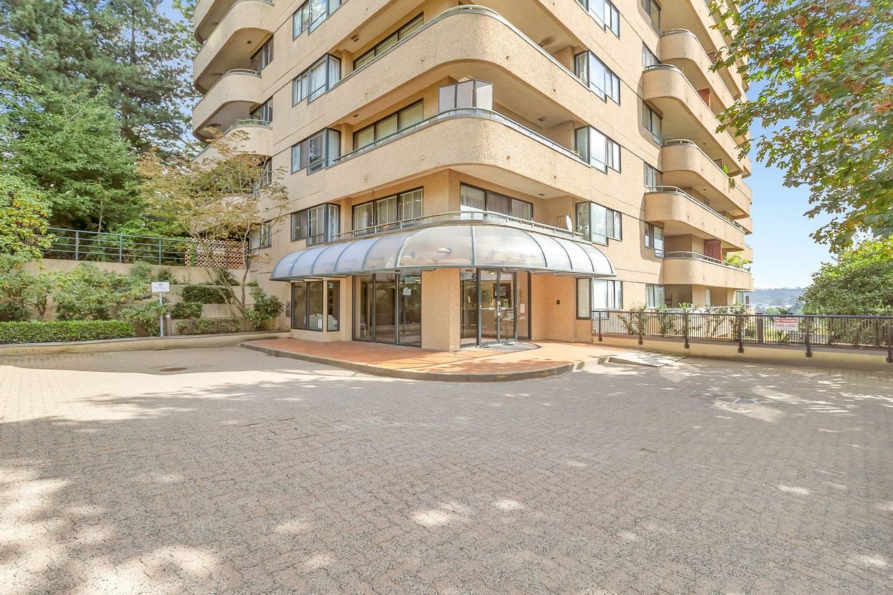 1026 Queens Avenue - Photo 3