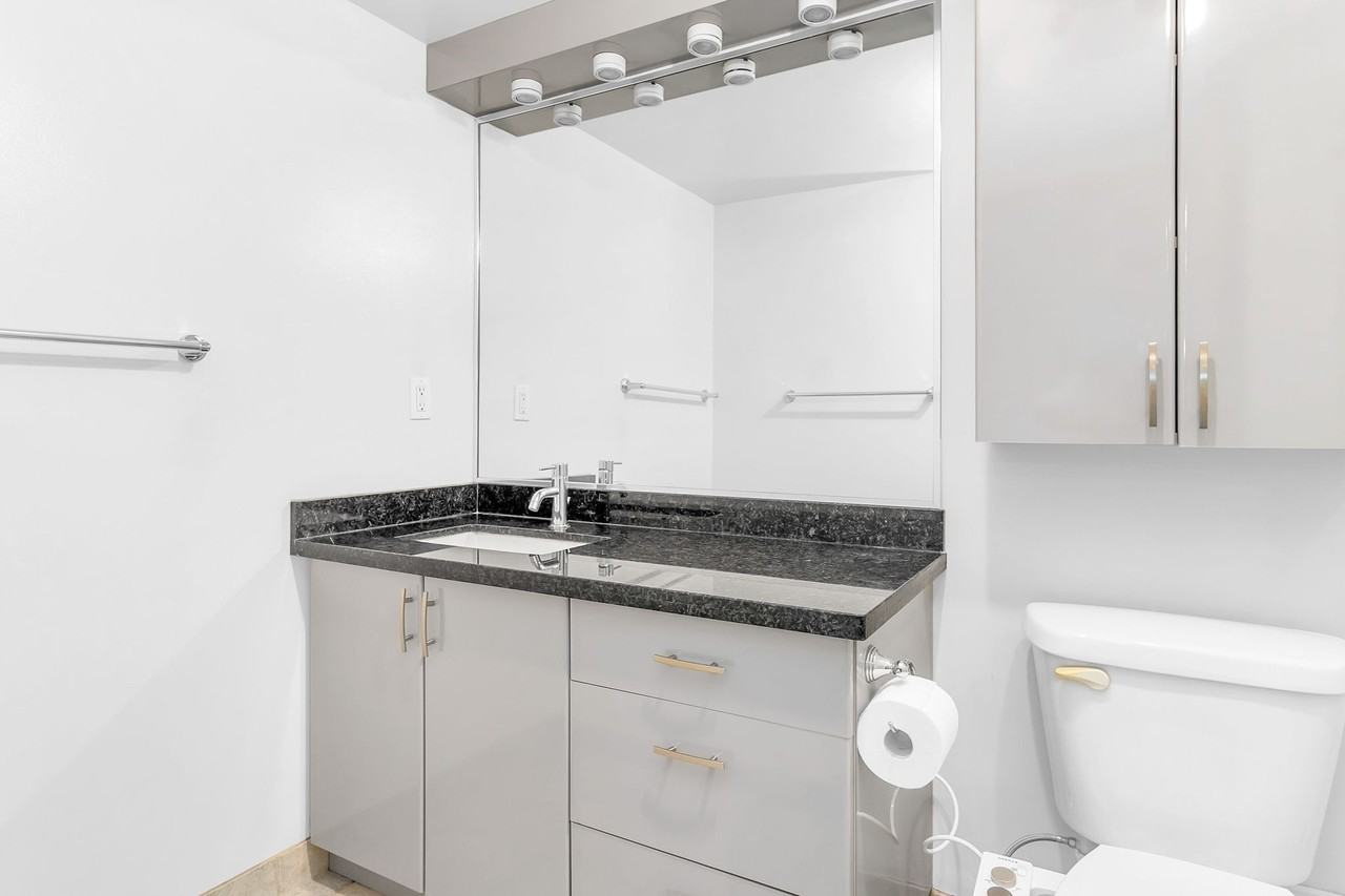 1026 Queens Avenue - Photo 14