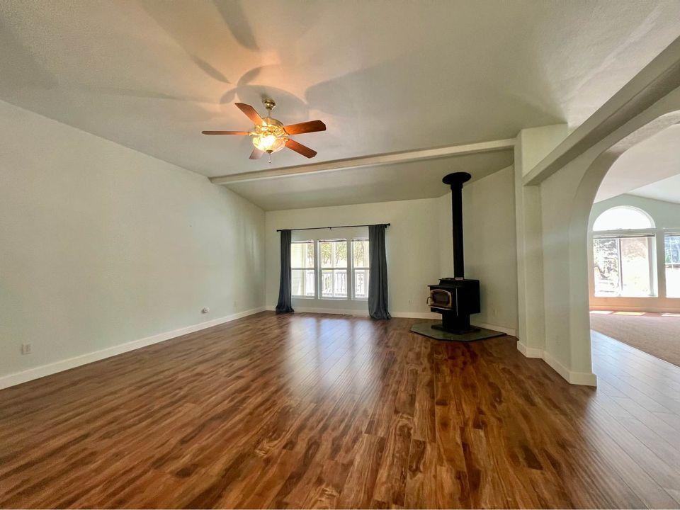 347 Kubli Rd - Photo 3 of 28
