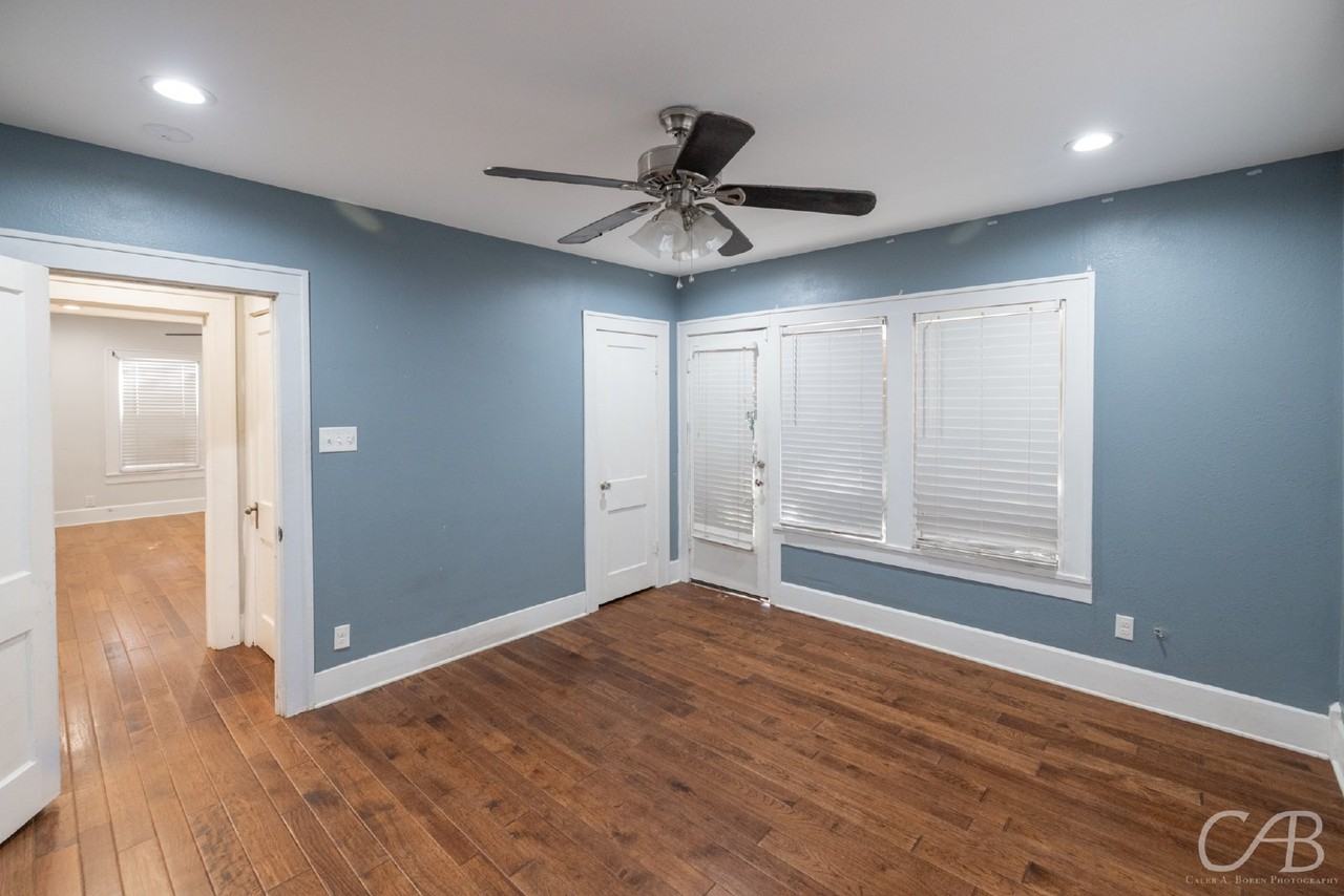 1626 Sycamore St - Photo 3 of 28