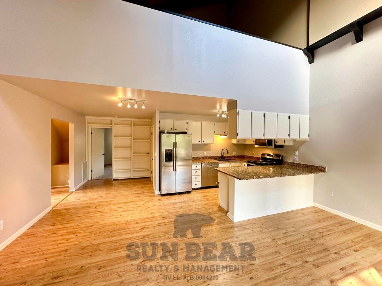 1300 Arosa Ct - Photo 3 of 16