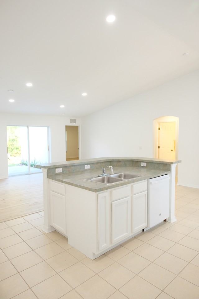 790 17th St Nw #NA - Photo 7 of 28