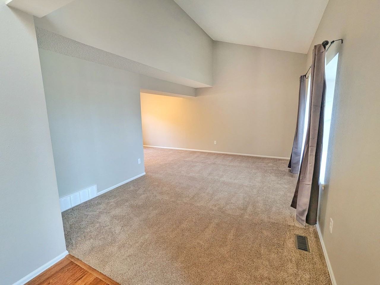 2745 Black Diamond Ter - Photo 4 of 37