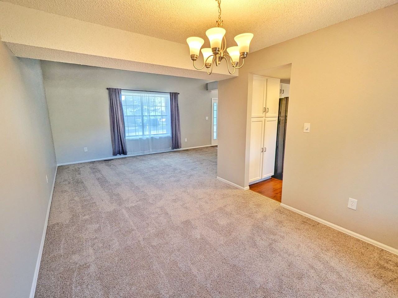 2745 Black Diamond Ter - Photo 6 of 37