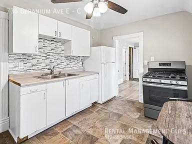 736 Geranium Ave E #C - Photo 3 of 9