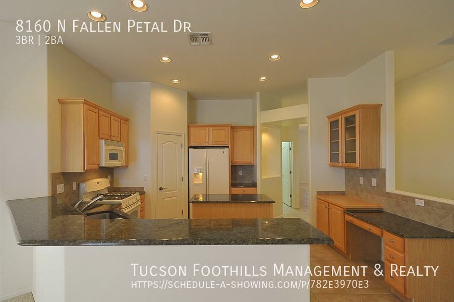 8160 N Fallen Petal Dr - Photo 6 of 24