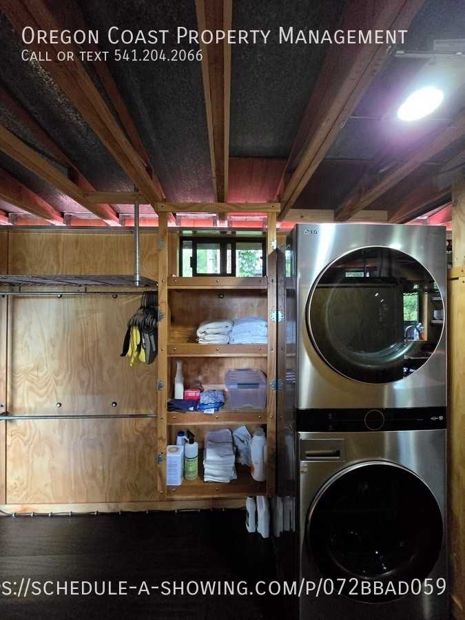 1645 Deer Rd - Photo 3 of 36