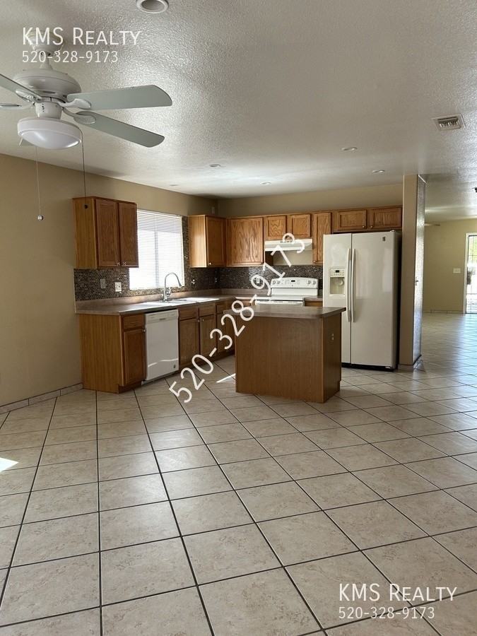 5175 S Lavender Fields Ln - Photo 4 of 50