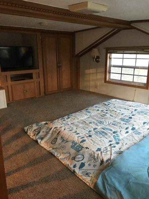 116 Merle Dr - Photo 2 of 10